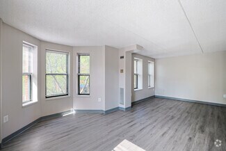 655 Massachusetts Ave, Boston, MA 02118