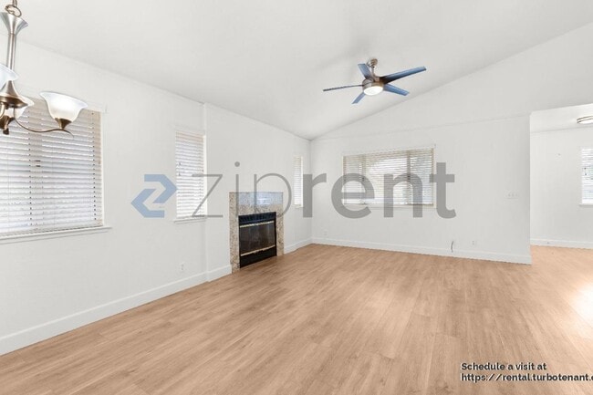 2275 La Mesa Ct, Davis, CA 95618 - photo 2