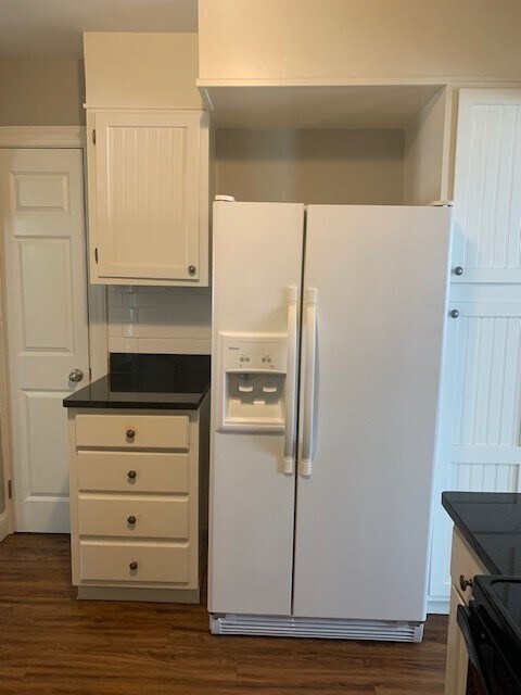 641 W 44th St, Indianapolis, IN 46208 - photo 7