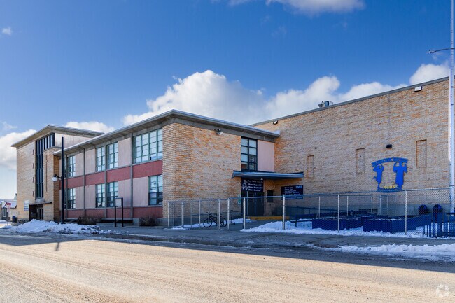 Anaconda Junior High offers quality education in Anaconda.