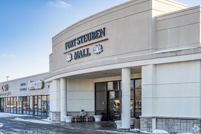 The Fort Steuben Mall is a short drive from Steubenville which is convenient for residents.
