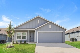 2716 Ctr Crk Ln, Fort Worth, TX 76108