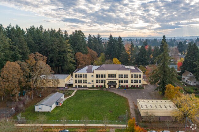 An elevated look at Englewood Elementary in Salem, Oregon.