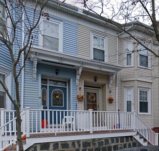 102 Buttonwood St Unit 1, Boston, MA 02125