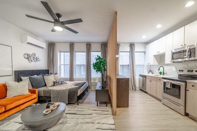 3546 N Southport Ave unit ID1360111P, Chicago, IL 60657 - photo 2