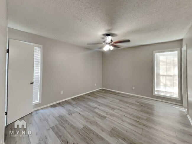 5607 Maple Tree Dr, Memphis, TN 38115 - photo 7