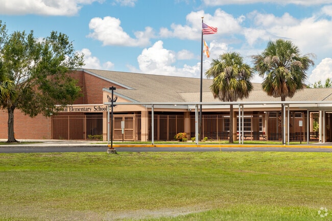 Colonial Elementary school in Fort Meyers is a C rated school with 776 student