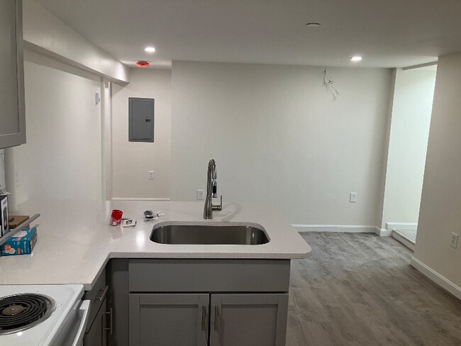 622 Cummins Hwy, Mattapan, MA 02126 - photo 2