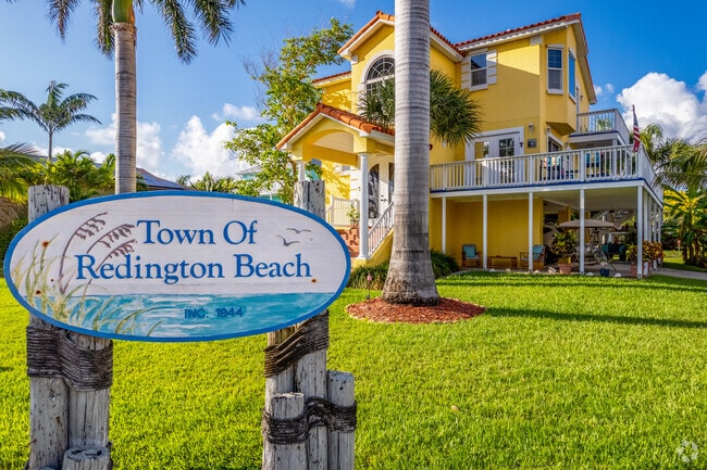 Redington Beach Neighborhood has homes ranging from single level ranchers to stunning mansions.