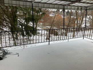 2313 Vodeli St, Pittsburgh, PA 15216