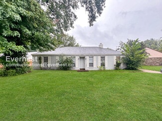 3129 Domar St, Memphis, TN 38118