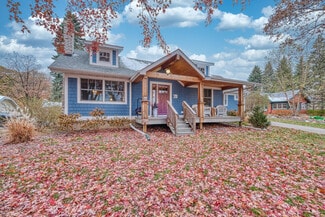 5050 Manitou Rd, Excelsior, MN 55331