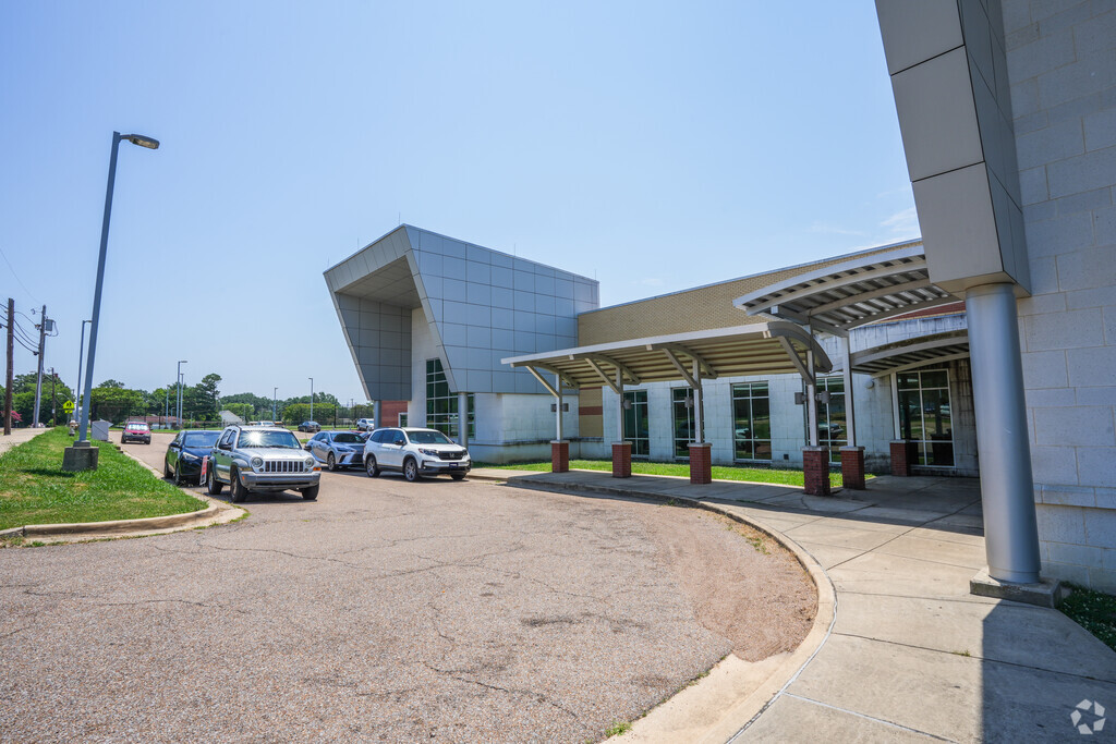 Academic proficiency at Blackburn shows 9% in math and 11% in reading.