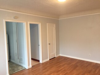 1512 N Jarrett St, Portland, OR 97217
