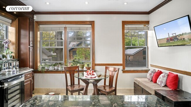 6039 Huxley Ave, Bronx, NY 10471 - photo 4