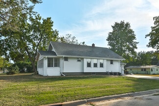 855 Wood Ave, Machesney Park, IL 61115