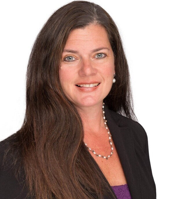 Maura White-Howard