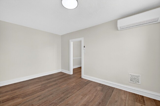 5803 S Kings Highway Blvd unit 2N, St. Louis, MO 63109 - photo 5