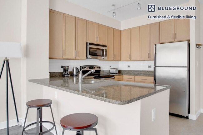 443 New York Ave NW unit FL9-ID452, Washington, DC 20001 - photo 5