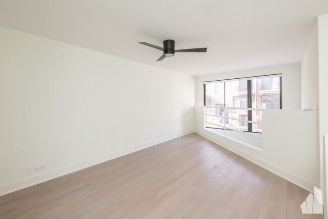 935 W Grace St unit 101J, Chicago, IL 60613 - photo 6