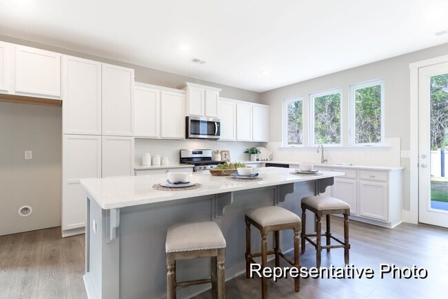 1023 Marsh Harrier Dr, Ravenel, SC 29470 - photo 2