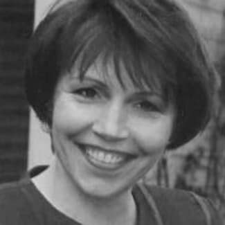 Krystyna Kazerouni