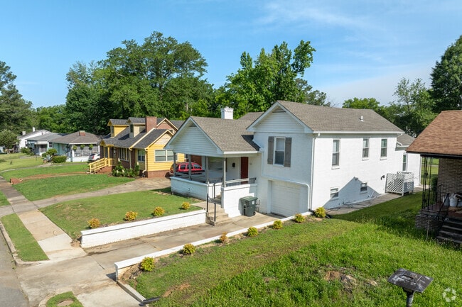 Enjoy the ranch style houses in Oakwood Place.