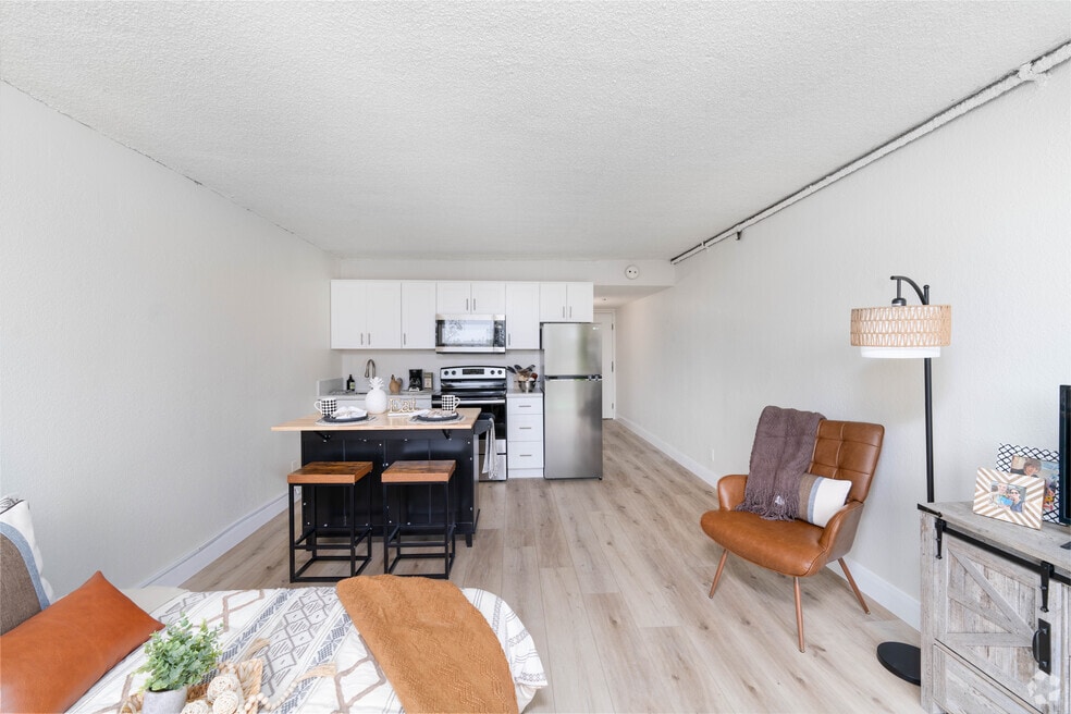 West Park - 55+ Active Adult Apartments, San Dimas, CA 91773 - photo 1