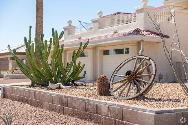 Embrace the history of the Fort Mohave area with yard decor.