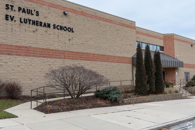St Pauls is a great school in Cudahy.