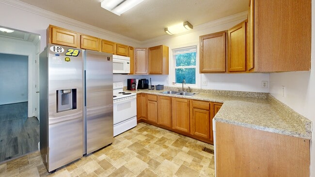 2380 Pennsylvania Ave, Maryville, TN 37804 - photo 3