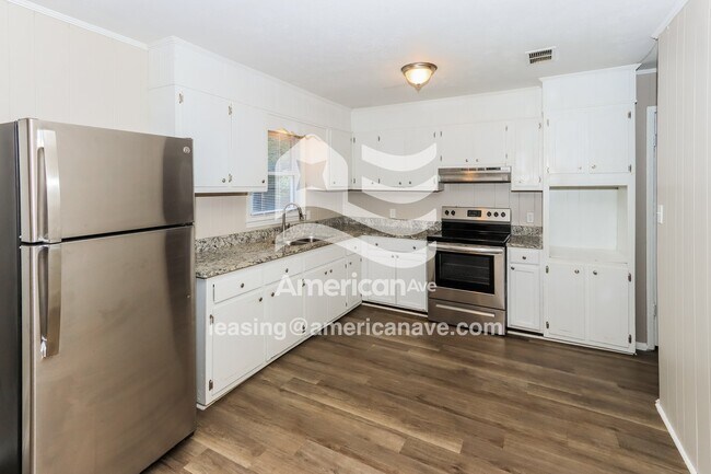 4582 Shadow Lawn Dr, Macon, GA 31210 - photo 7