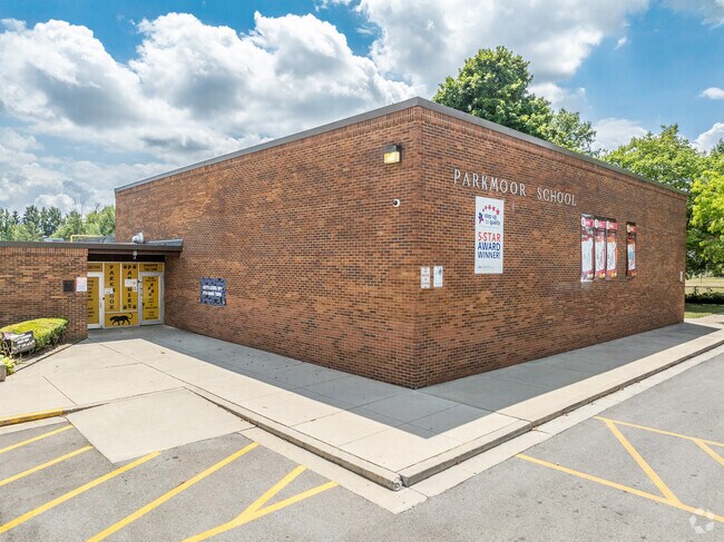 Parkmoor Elementary School