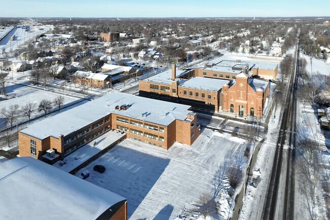 Cathedral Middle and High School has a student-teacher ratio of 14 to 1.
