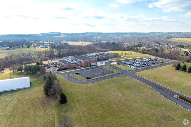 Vernfield Elementary School serves 493 students.