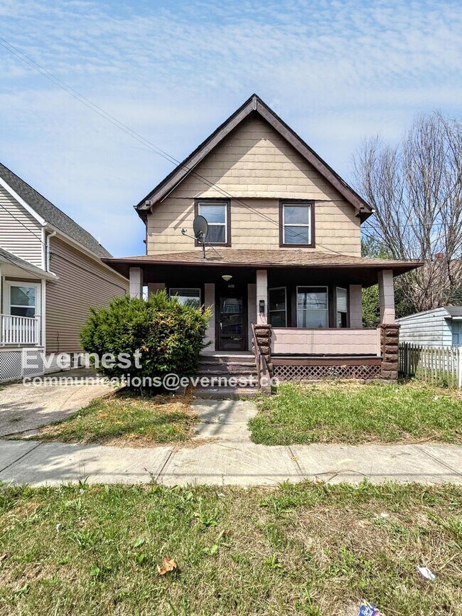 3344 W 44th St, Cleveland, OH 44109