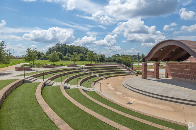 The amphitheatre at Loganville Elementary School is well-maintained for its students.