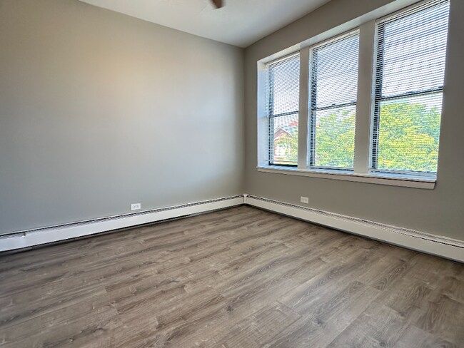 5645-5657 W Washington Blvd unit 5657-3N, Chicago, IL 60644 - photo 5