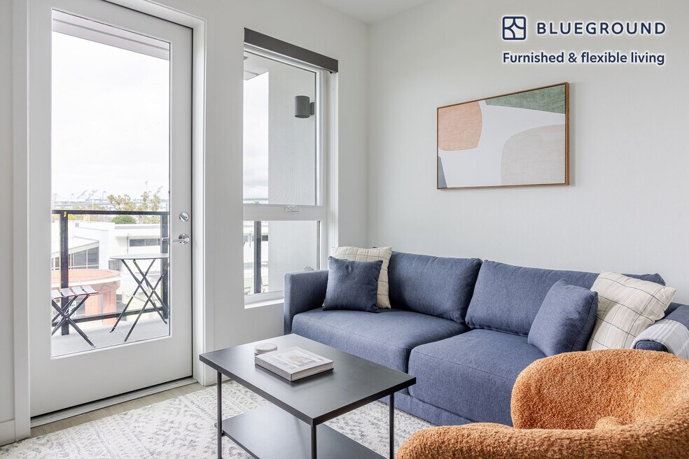 511 S Harbor Blvd unit FL5-ID1300, San Pedro, CA 90731 - photo 1