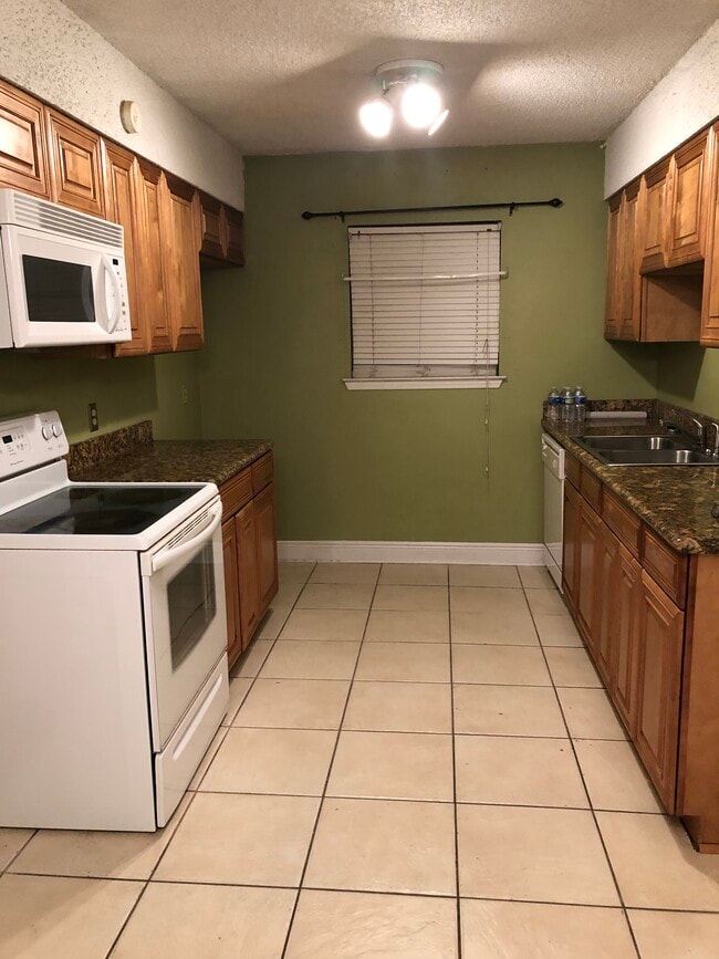 557 Esplanade St, La Place, LA 70068 - photo 7