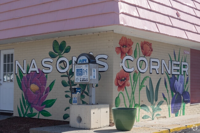 Welcome to Nasons Corner in Portland, Maine.