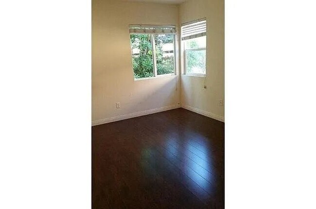 16716 Tim Ln, Van Nuys, CA 91406 - photo 5