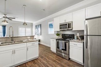 420 Stone Ridge Cir, Hiram, GA 30141