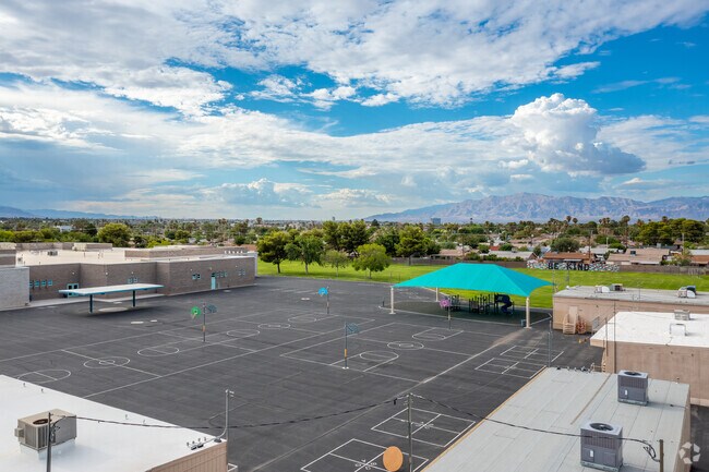 Arturo Cambeiro Elementary - alternate view 2
