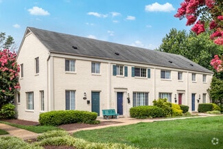 5402 Taney Ave, Alexandria, VA 22304