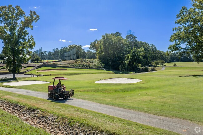 The Griffin City Golf Course offers a serene & beautifully maintained space in Spalding County.