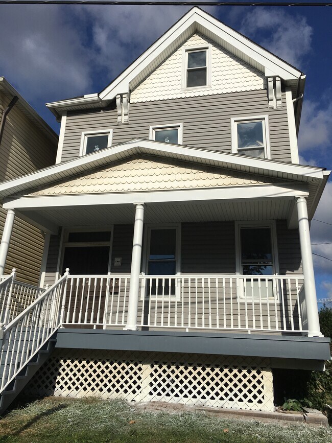 5451 Potter St, Pittsburgh, PA 15232