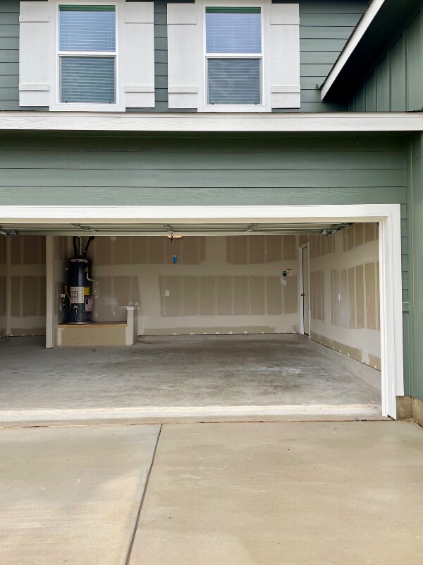 270 Yosemite Dr, Kyle, TX 78640 - photo 2