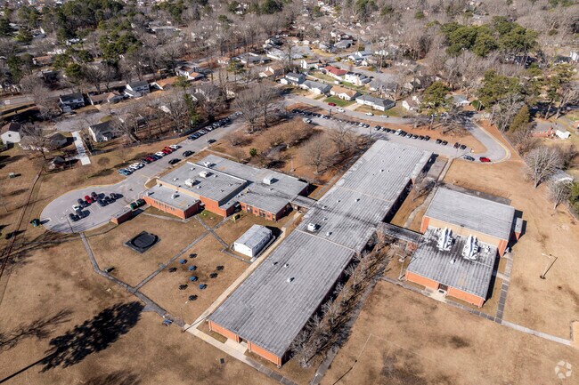 Indian Lakes Elementary School