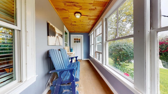 672 Lisbon St unit 672 Lisbon St. A, Lisbon Falls, ME 04252 - photo 3